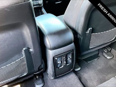 Used 2023 Dodge Durango SXT RWD image 12