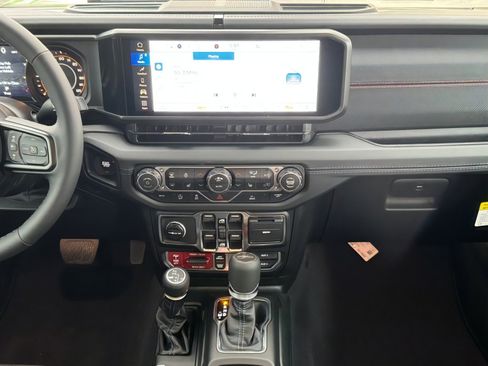 New 2026 Jeep Gladiator Rubicon image 15