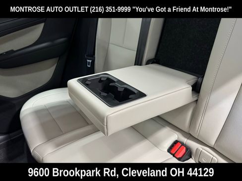 New 2026 Volvo XC40 B5 Plus w/ Protection Package Premier image 33