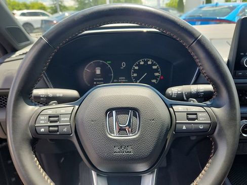 Used 2025 Honda CR-V Sport image 18