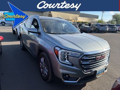 Used 2024 GMC Terrain SLT