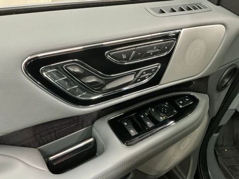 Used 2019 Lincoln Navigator Reserve w/ Cargo Package image 14