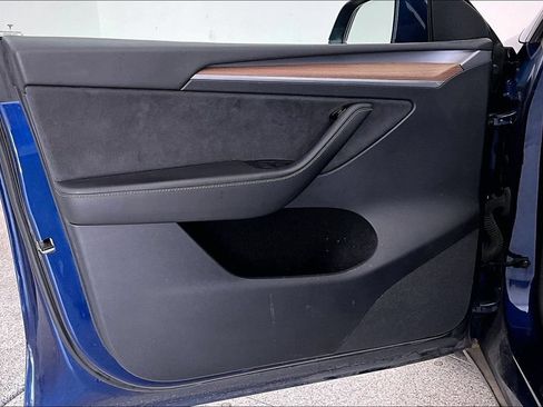 Used 2023 Tesla Model Y Performance AWD/4WD image 20