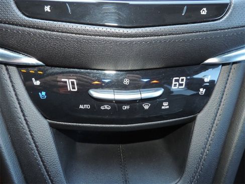 Certified 2023 Cadillac XT5 Sportv w/ Technology Package image 23