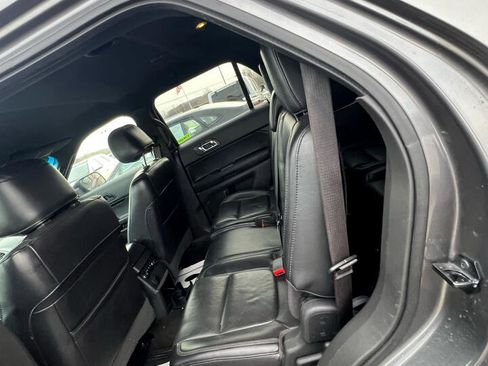 Used 2012 Ford Explorer XLT image 11