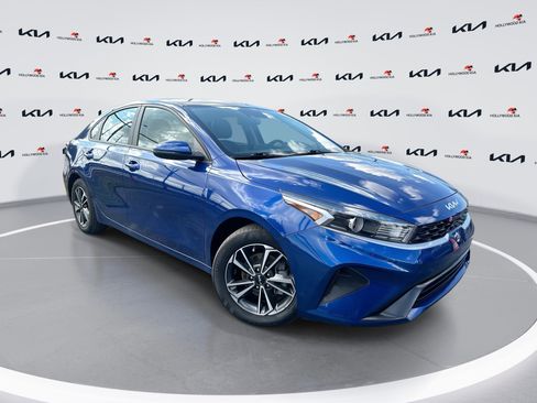 Used 2023 Kia Forte LXS w/ LXS Technology Package image 1