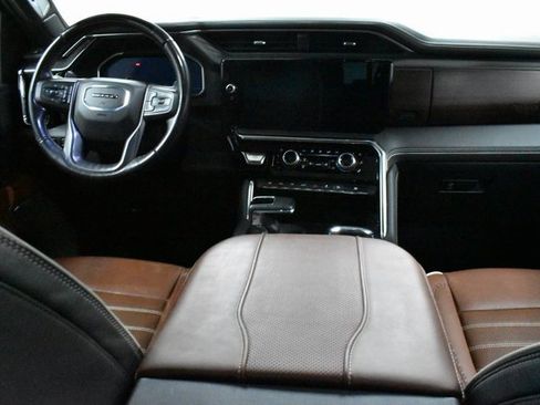 Used 2023 GMC Sierra 1500 Denali Ultimate image 17
