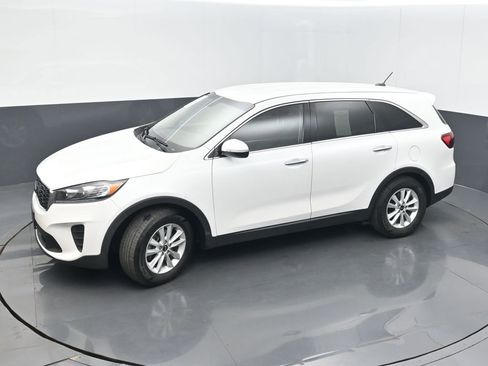 Used 2019 Kia Sorento LX FWD image 41