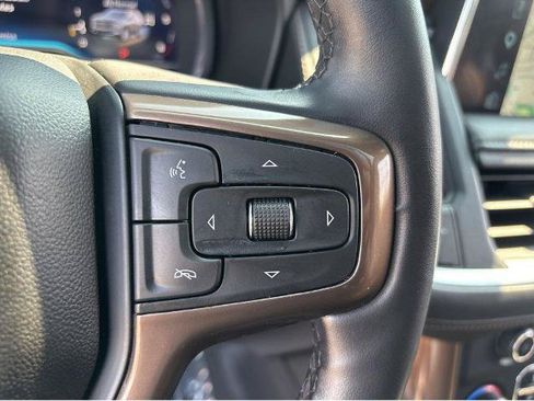 Used 2023 Chevrolet Tahoe High Country w/ Premium Package 2 AWD/4WD image 21