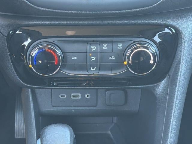 Used 2021 Buick Encore GX Preferred FWD image 29