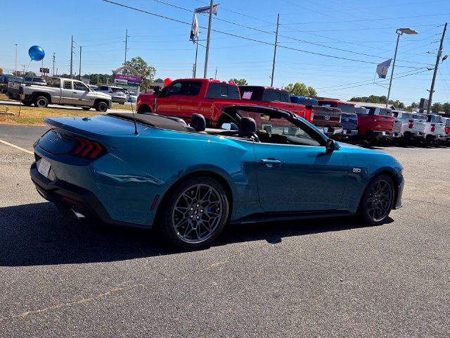 New 2026 Ford Mustang GT Premium w/ GT Performance Package RWD image 8