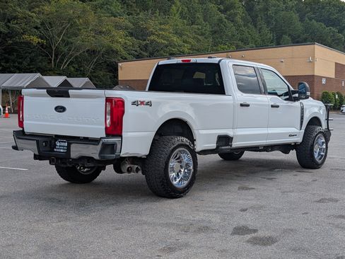 Used 2024 Ford F350 XLT AWD/4WD image 9
