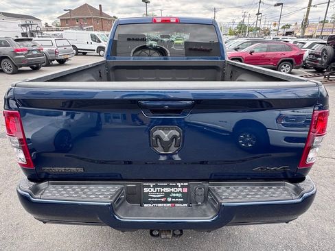 Certified 2024 RAM 2500 Big Horn w/ Night Edition AWD/4WD image 7