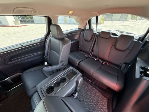Used 2026 Honda Odyssey EX-L image 27