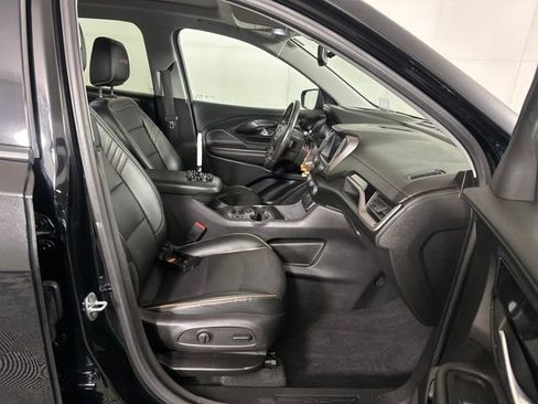 Used 2022 GMC Terrain AT4 w/ Infotainment Package II image 28
