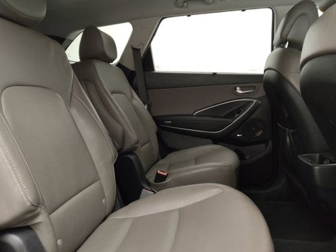 Used 2019 Hyundai Santa Fe XL FWD image 19