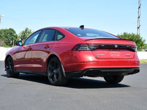 Used 2024 Honda Accord Sport image 5