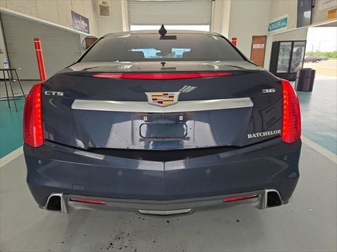 Used 2018 Cadillac CTS Luxury RWD image 7