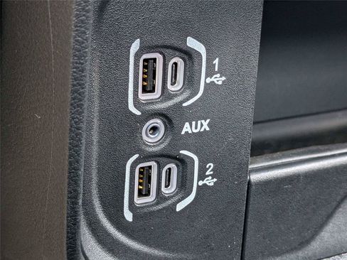 Certified 2026 RAM 2500 Big Horn AWD/4WD image 24