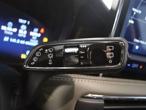 Used 2024 Lincoln Corsair Grand Touring w/ Equipment Group 301A image 14