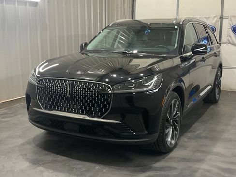 Used 2026 Lincoln Aviator Reserve w/ Illumination Package RWD image 3