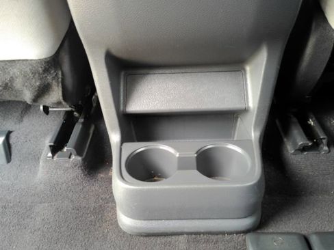 Used 2023 Toyota Sienna LE FWD image 26