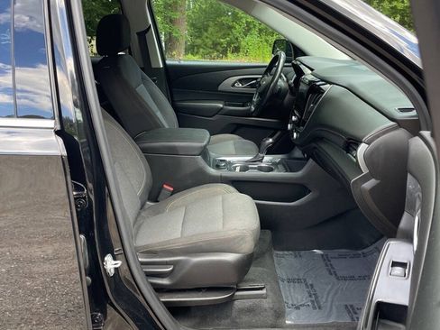 Used 2018 Chevrolet Traverse LT AWD/4WD image 11