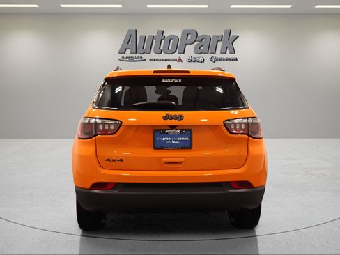 New 2026 Jeep Compass Latitude w/ Sun and Sound Group AWD/4WD image 8