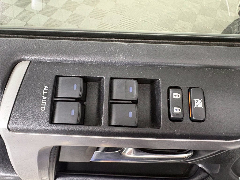 Used 2021 Toyota 4Runner SR5 AWD/4WD image 16