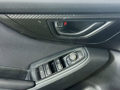 Used 2021 Subaru Crosstrek 2.0i Premium image 20