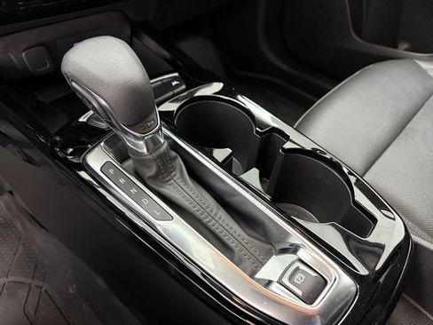 Used 2024 Chevrolet Trax ACTIV w/ Sunroof Package image 12