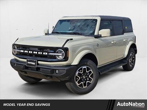 New 2025 Ford Bronco Outer Banks image 1