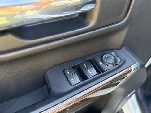 Used 2021 Chevrolet Silverado 1500 RST AWD/4WD image 26
