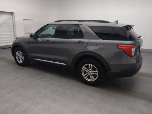 Used 2023 Ford Explorer XLT w/ Class IV Trailer Tow Package AWD/4WD image 3