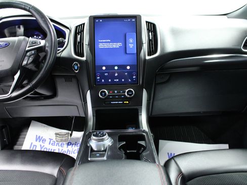 Used 2021 Ford Edge ST-Line w/ Class II Trailer Tow Package image 18