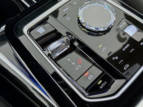 Used 2025 BMW 760i xDrive 760i xDrive image 17