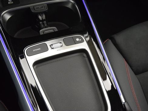 New 2026 Mercedes-Benz GLB 35 AMG 4MATIC image 29