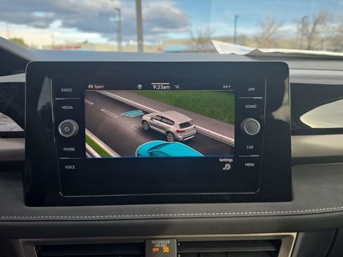 New 2026 Volkswagen Taos SE AWD/4WD image 18