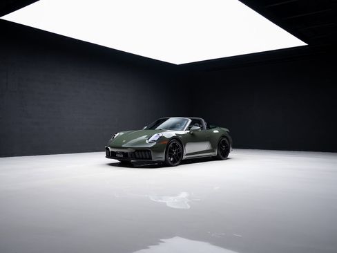 Used 2026 Porsche 911 Targa 4 GTS image 87