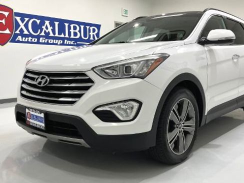 Used 2013 Hyundai Santa Fe Limited w/ Technology Pkg image 3
