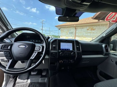 Used 2020 Ford F150 XLT w/ Equipment Group 302A Luxury AWD/4WD image 9