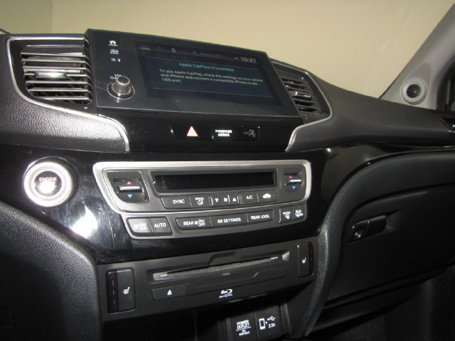 Used 2021 Honda Pilot Touring image 30