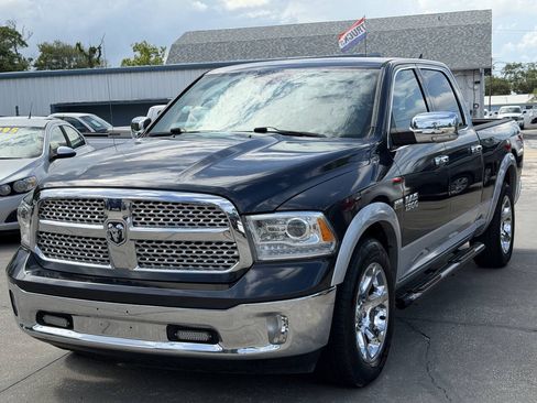 Used 2014 RAM 1500 Laramie w/ Convenience Group RWD image 4