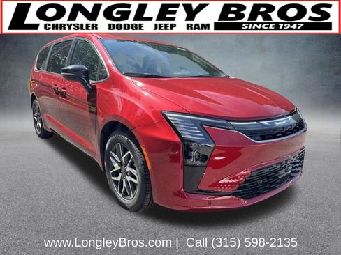 New 2027 Chrysler Pacifica Limited FWD image 1