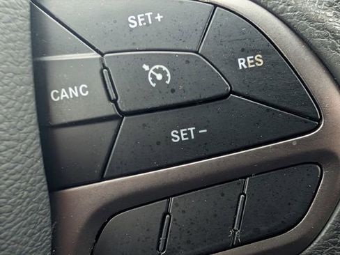 Used 2020 Jeep Cherokee Latitude image 19