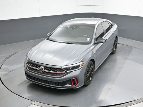Used 2022 Volkswagen Jetta GLI Autobahn FWD image 48