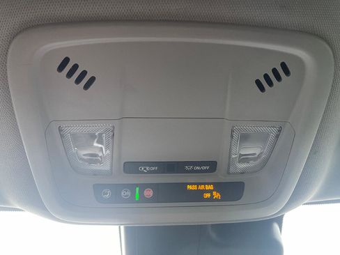 Used 2024 Chevrolet Malibu LT FWD image 17