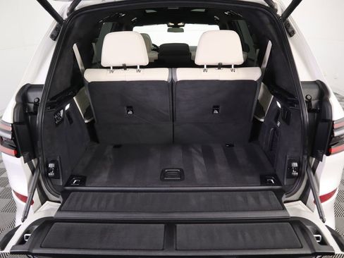 Certified 2024 BMW X7 M60i w/ Executive Package image 30