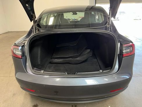 Used 2022 Tesla Model 3 Long Range AWD/4WD image 16