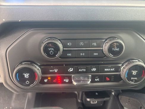 New 2026 Ford Bronco Outer Banks w/ Sasquatch Package image 23